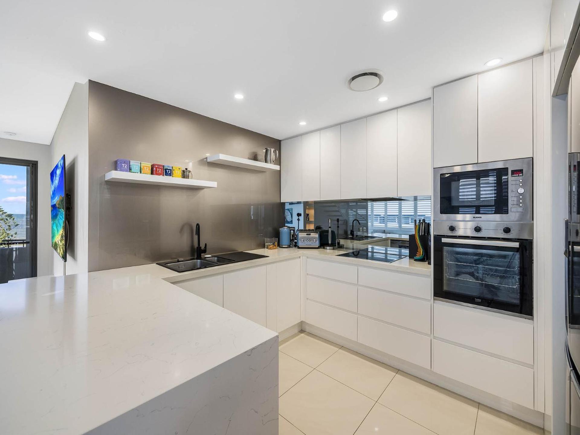 Meridian Alex Beach Apartments Alexandra Headland Ngoại thất bức ảnh