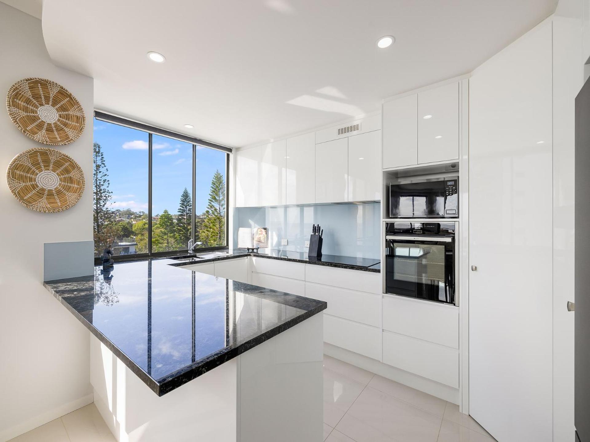Meridian Alex Beach Apartments Alexandra Headland Ngoại thất bức ảnh